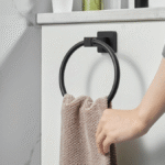 Porte-Serviette Rond Aluminium Noir 8415N – Minimalisme & Élégance Moderne – Image 3