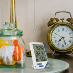 THERMOMÈTRE DIGITAL + HUMIDITÉ KT-908 - Image 1 - SOGEDIM Market